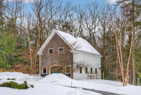 52 Maeves Way Cumberland ME 04110