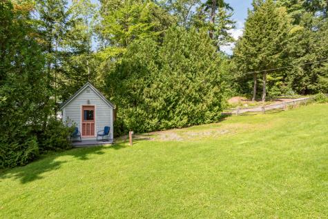 25 Speckle Drive Belgrade ME 04917