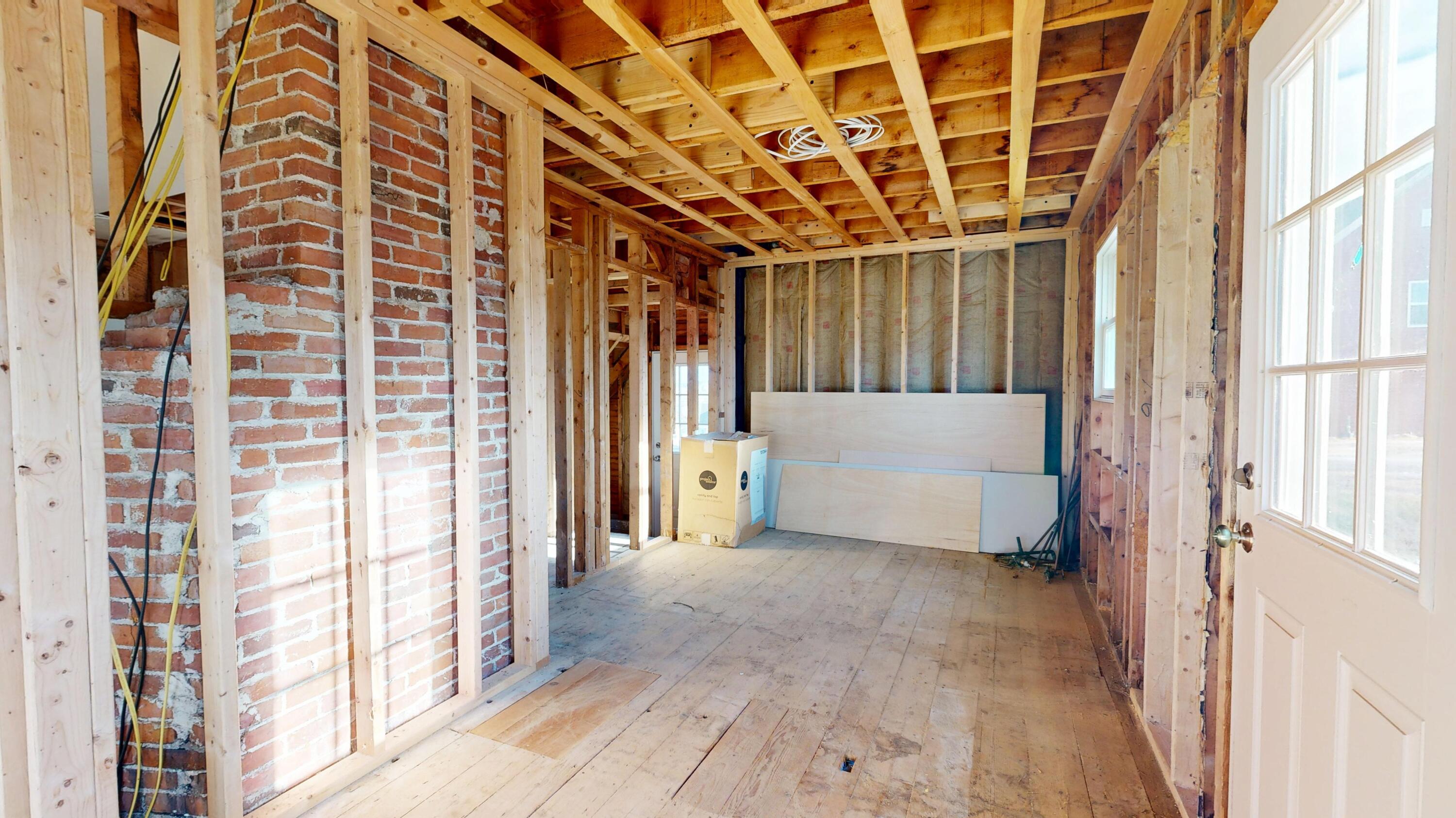 42 Jefferson Street Auburn ME 04210