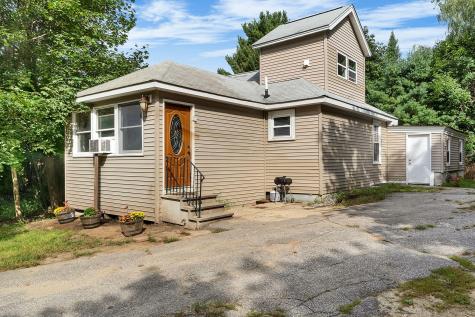 11 Ames Avenue Lewiston ME 04240