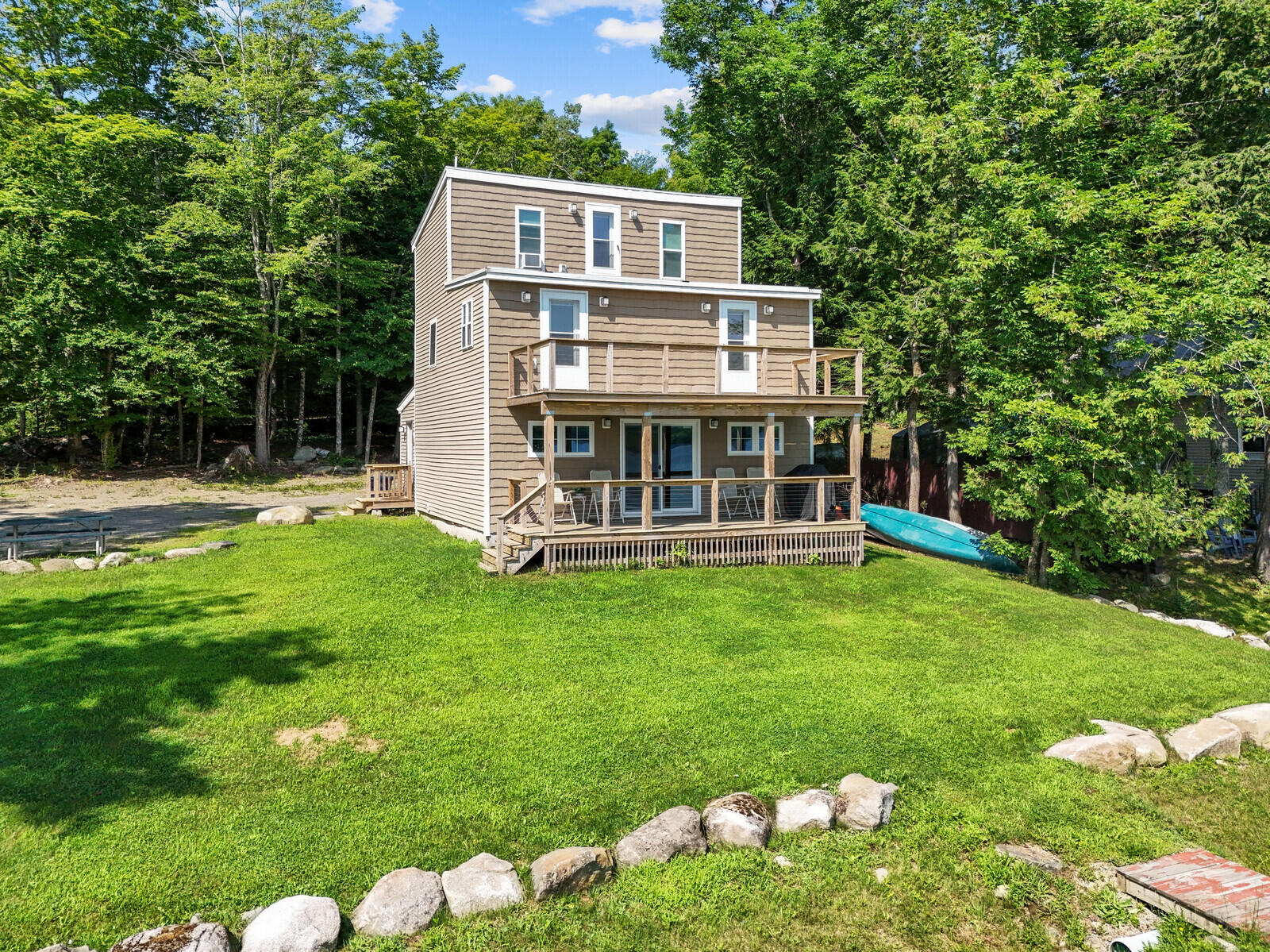 8 Hidden Drive Newport ME 04953