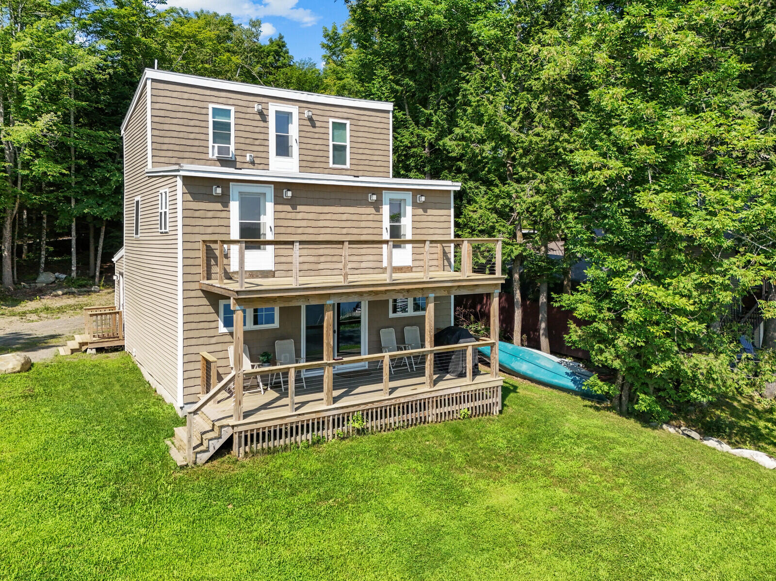 8 Hidden Drive Newport ME 04953