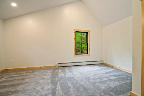 57 Chipmunk Way Norway ME 04268