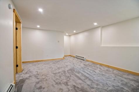 57 Chipmunk Way Norway ME 04268