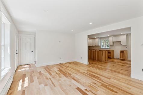 2 Woods Run York ME 03909