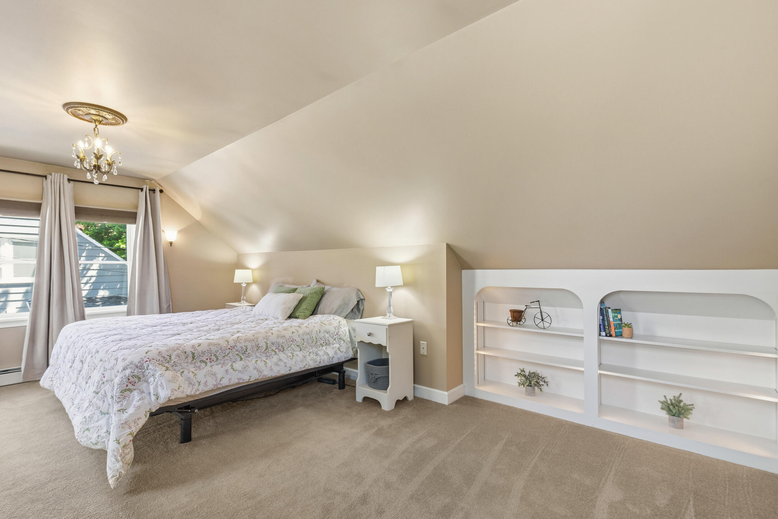 63 W Commonwealth Drive Portland ME 04103