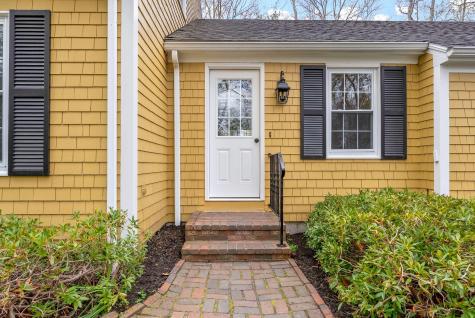 69 Seaborne Drive Yarmouth ME 04096