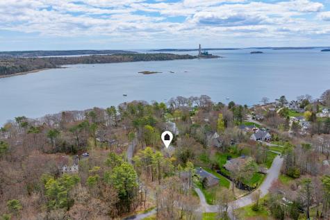 69 Seaborne Drive Yarmouth ME 04096