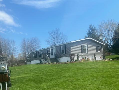 16 Averill Mobile Home Park Benton ME 04901