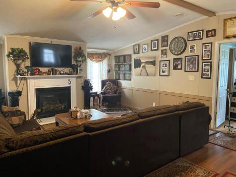 16 Averill Mobile Home Park Benton ME 04901