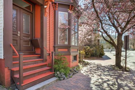 75 Carleton Street Portland ME 04102