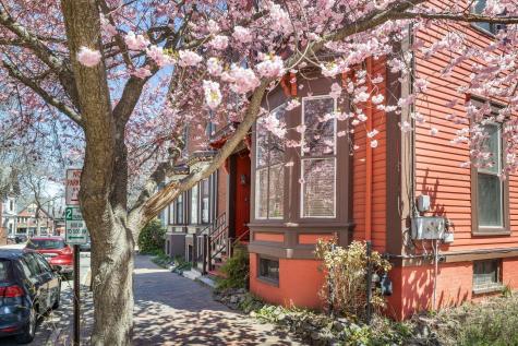 75 Carleton Street Portland ME 04102