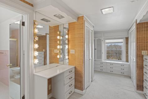 328 Blackstrap Road Falmouth ME 04105