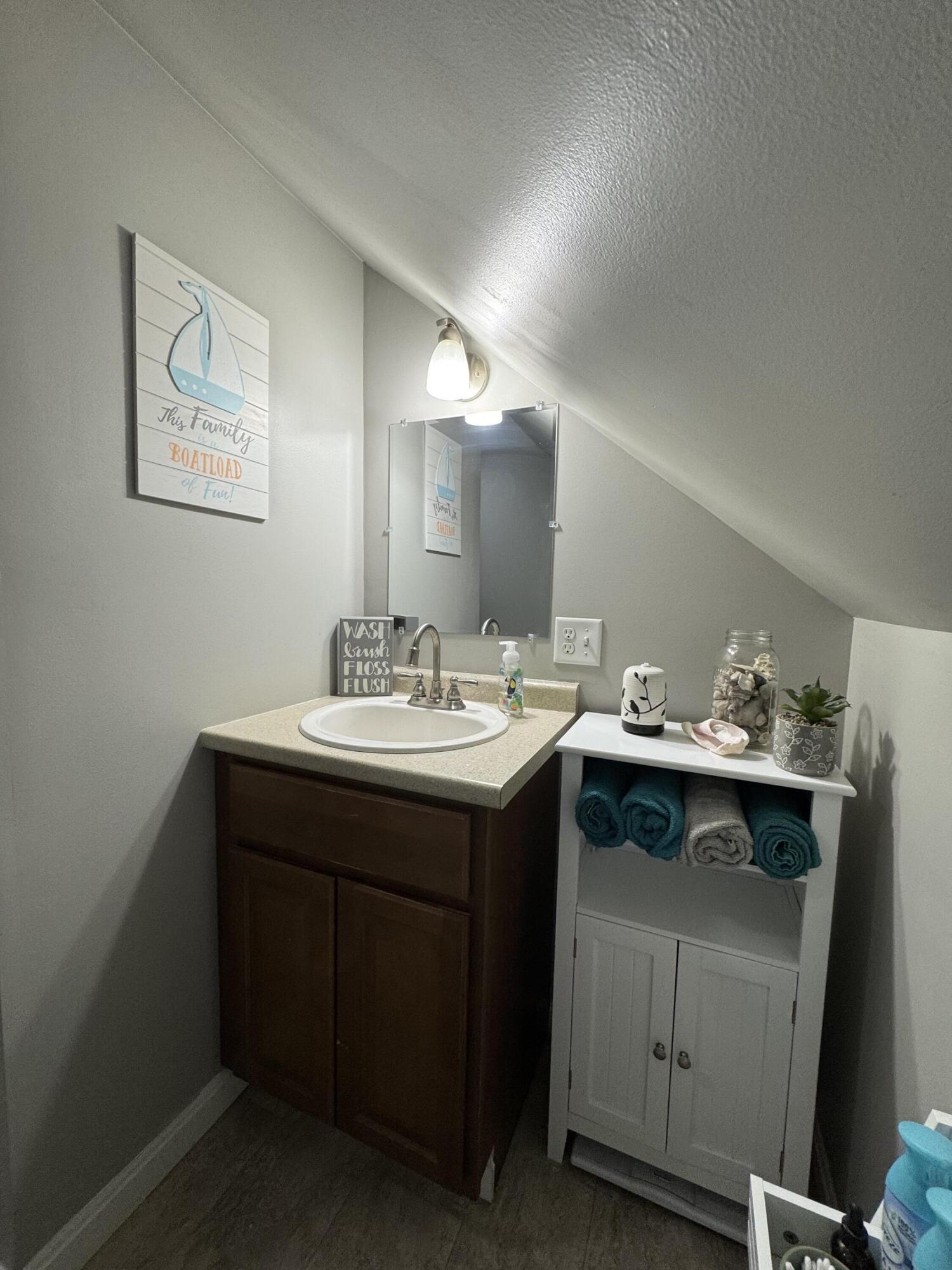 28 Rocks And Sticks Drive Bradley ME 04411