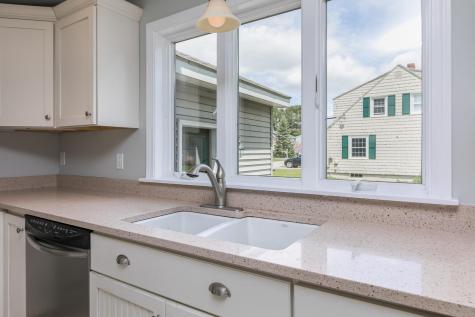 15 Providence Avenue Falmouth ME 04105