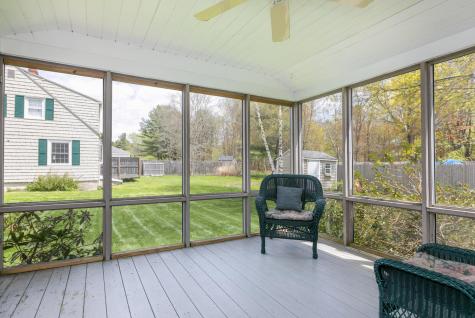 15 Providence Avenue Falmouth ME 04105