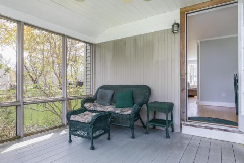 15 Providence Avenue Falmouth ME 04105