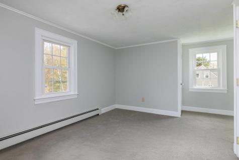 15 Providence Avenue Falmouth ME 04105