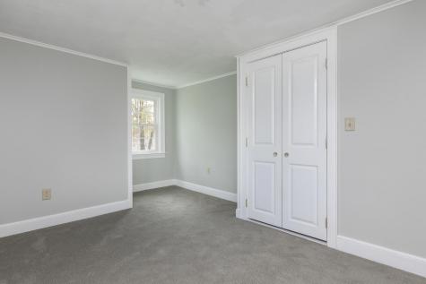 15 Providence Avenue Falmouth ME 04105