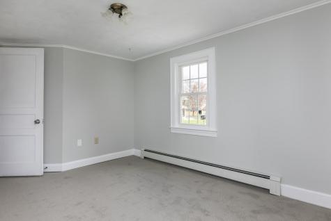 15 Providence Avenue Falmouth ME 04105