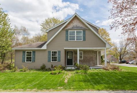15 Providence Avenue Falmouth ME 04105