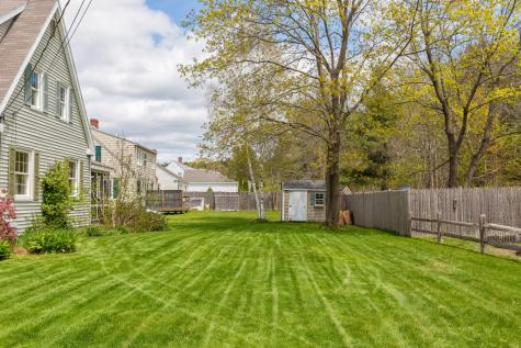 15 Providence Avenue Falmouth ME 04105
