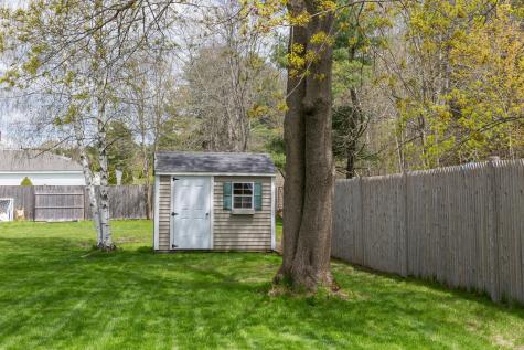 15 Providence Avenue Falmouth ME 04105