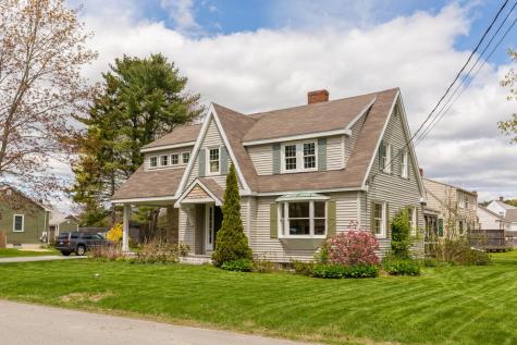 15 Providence Avenue Falmouth ME 04105