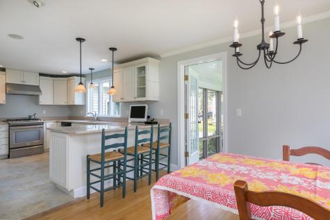 15 Providence Avenue Falmouth ME 04105