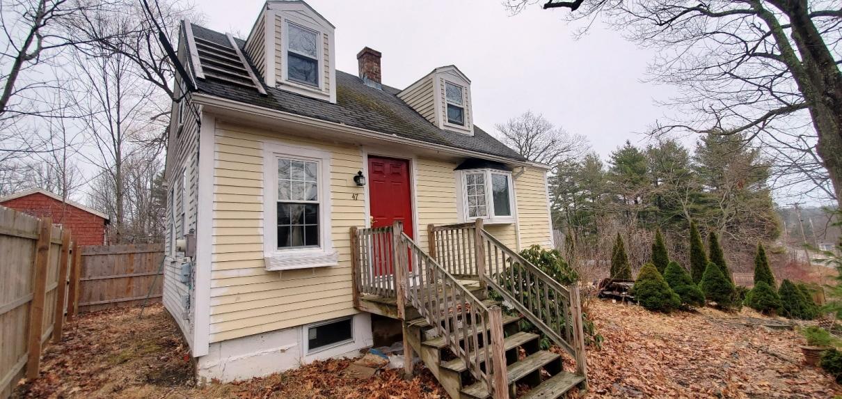47 Leighton Road Falmouth ME 04105