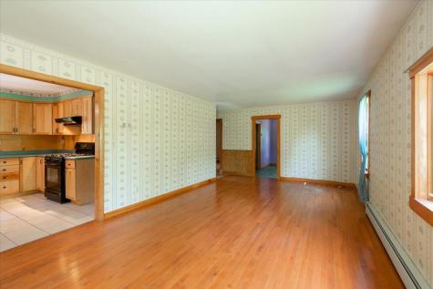 194 W Main Street Liberty ME 04949