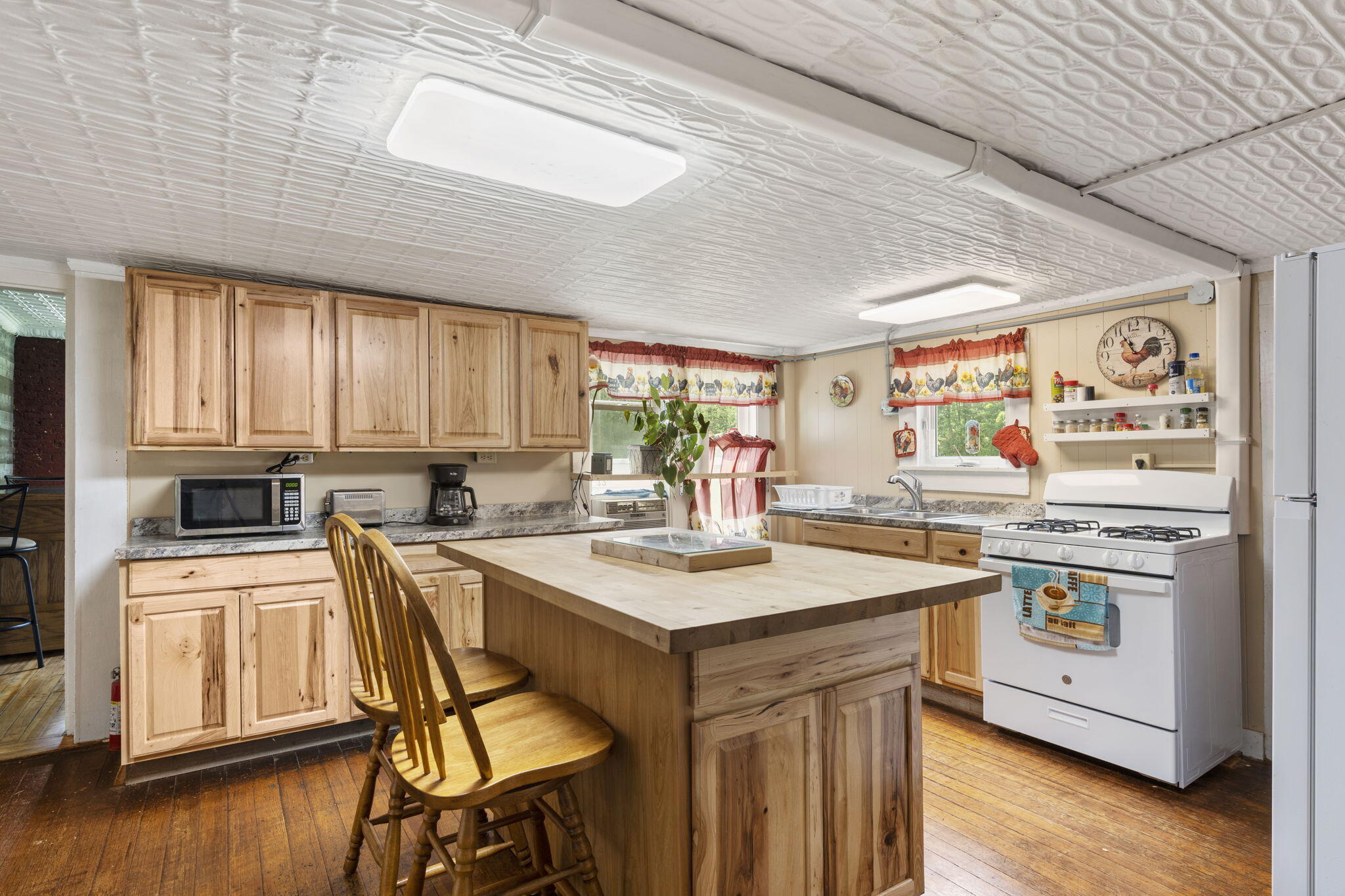 8 Cross Street Andover ME 04216