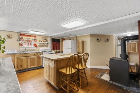 8 Cross Street Andover ME 04216