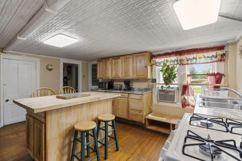 8 Cross Street Andover ME 04216