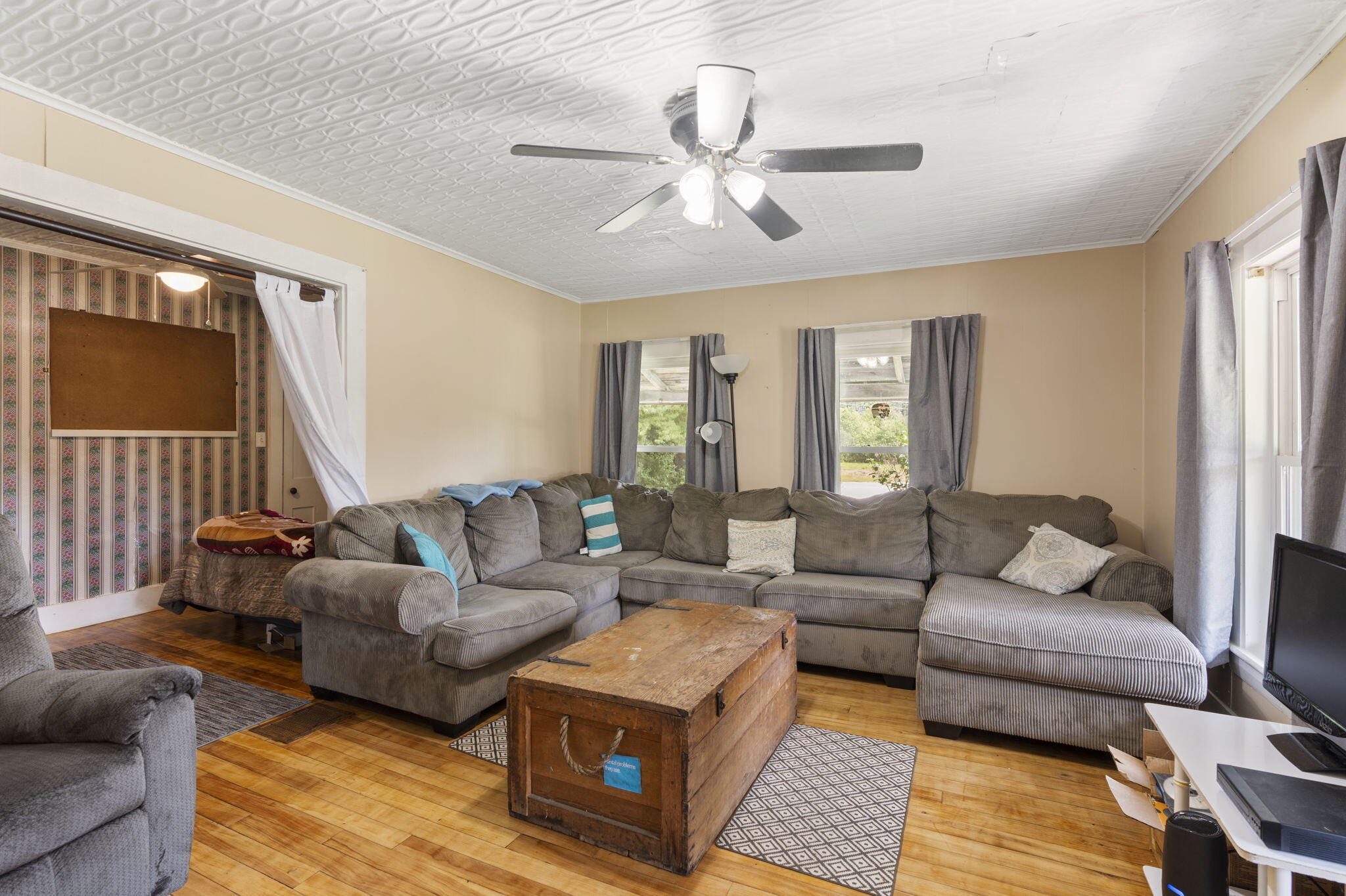 8 Cross Street Andover ME 04216
