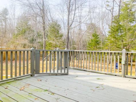 12 Peary Drive Brunswick ME 04011