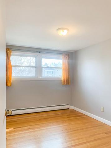 12 Peary Drive Brunswick ME 04011