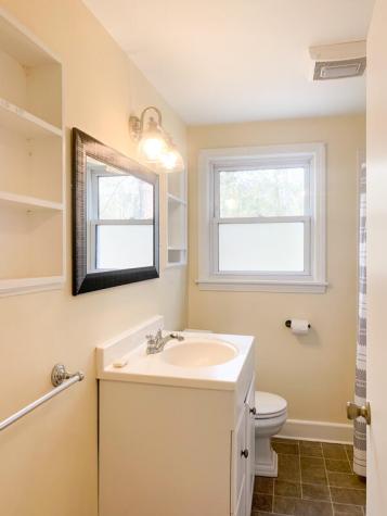 12 Peary Drive Brunswick ME 04011