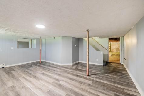 164 South Avenue Lewiston ME 04240
