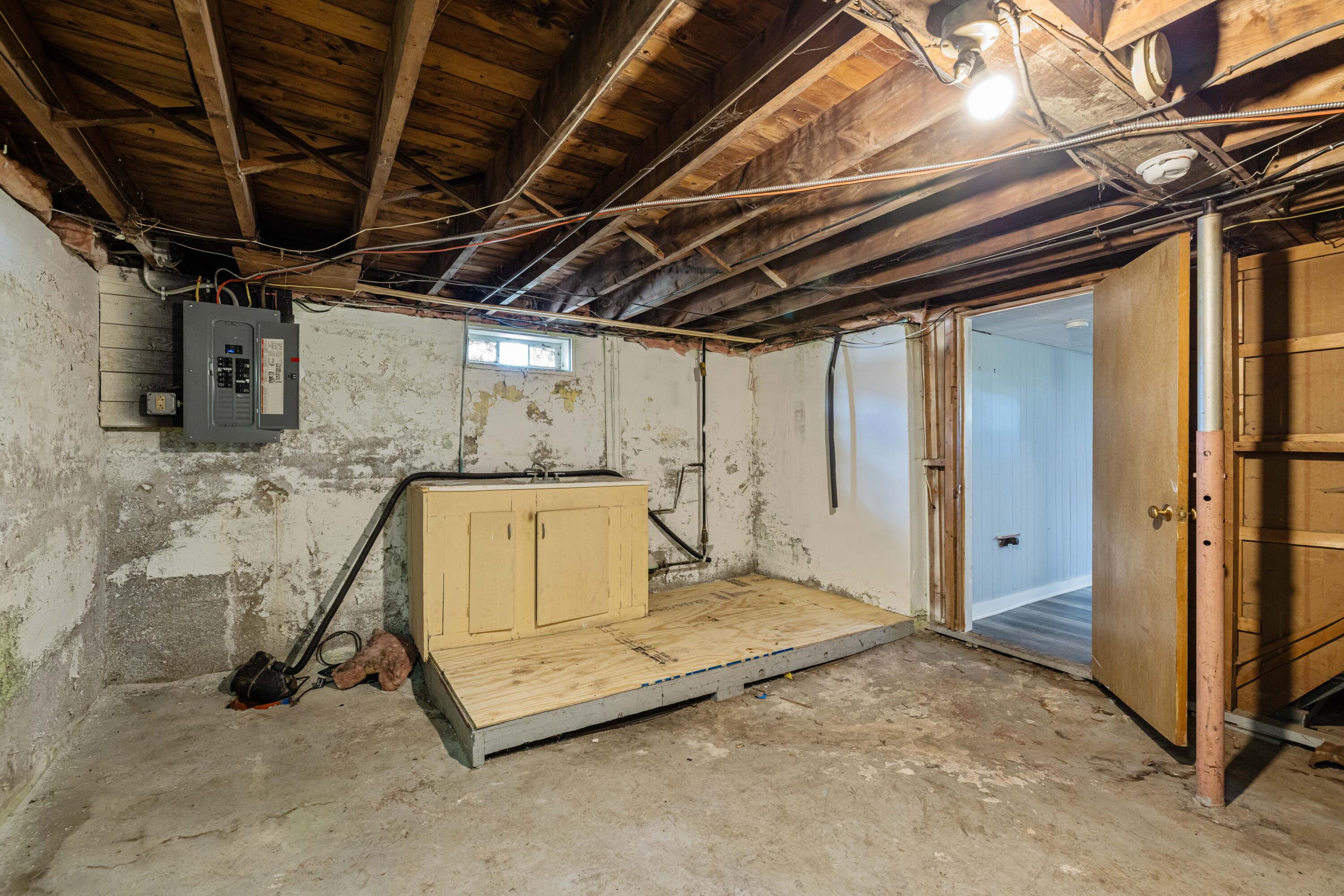 164 South Avenue Lewiston ME 04240