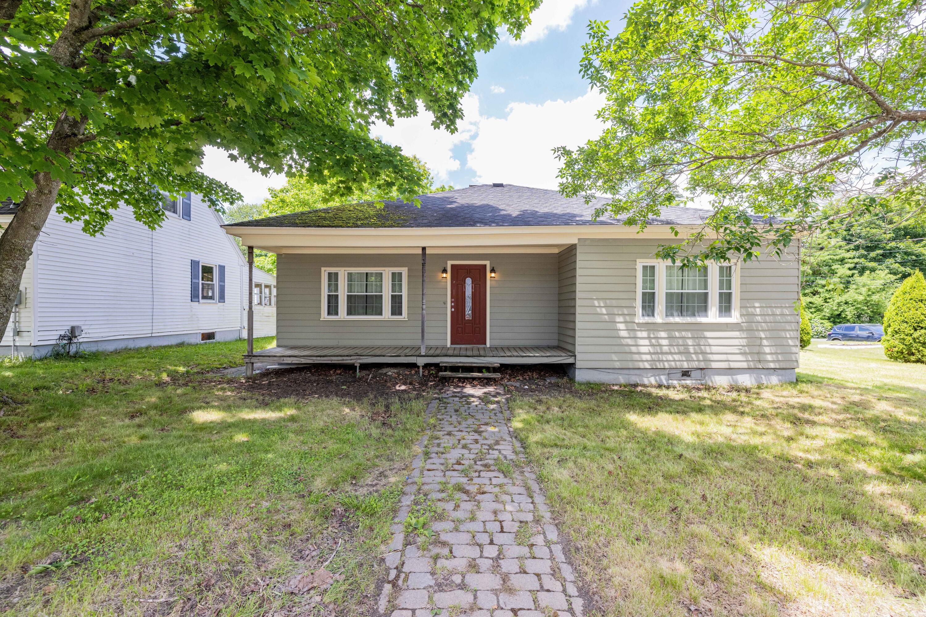 164 South Avenue Lewiston ME 04240