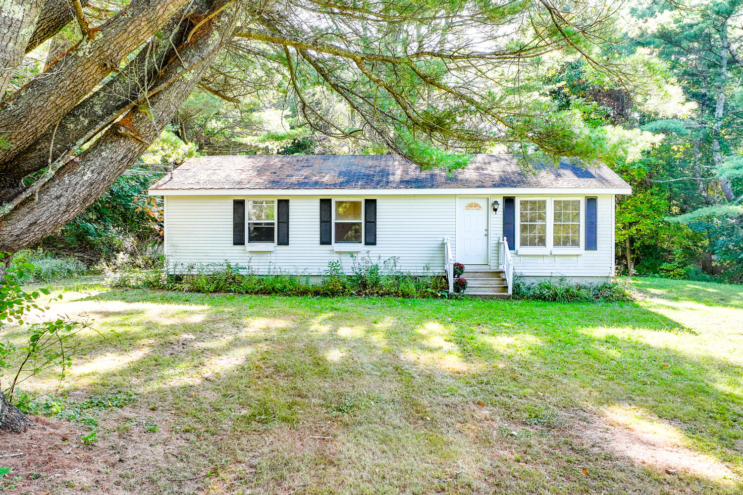 40 Pine Ridge Drive Warren ME 04864