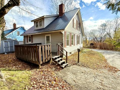 15 Fay Court Dexter ME 04930