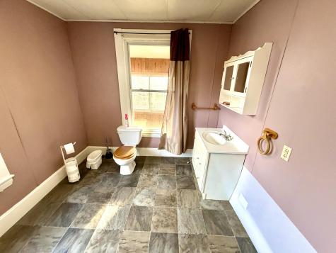 15 Fay Court Dexter ME 04930