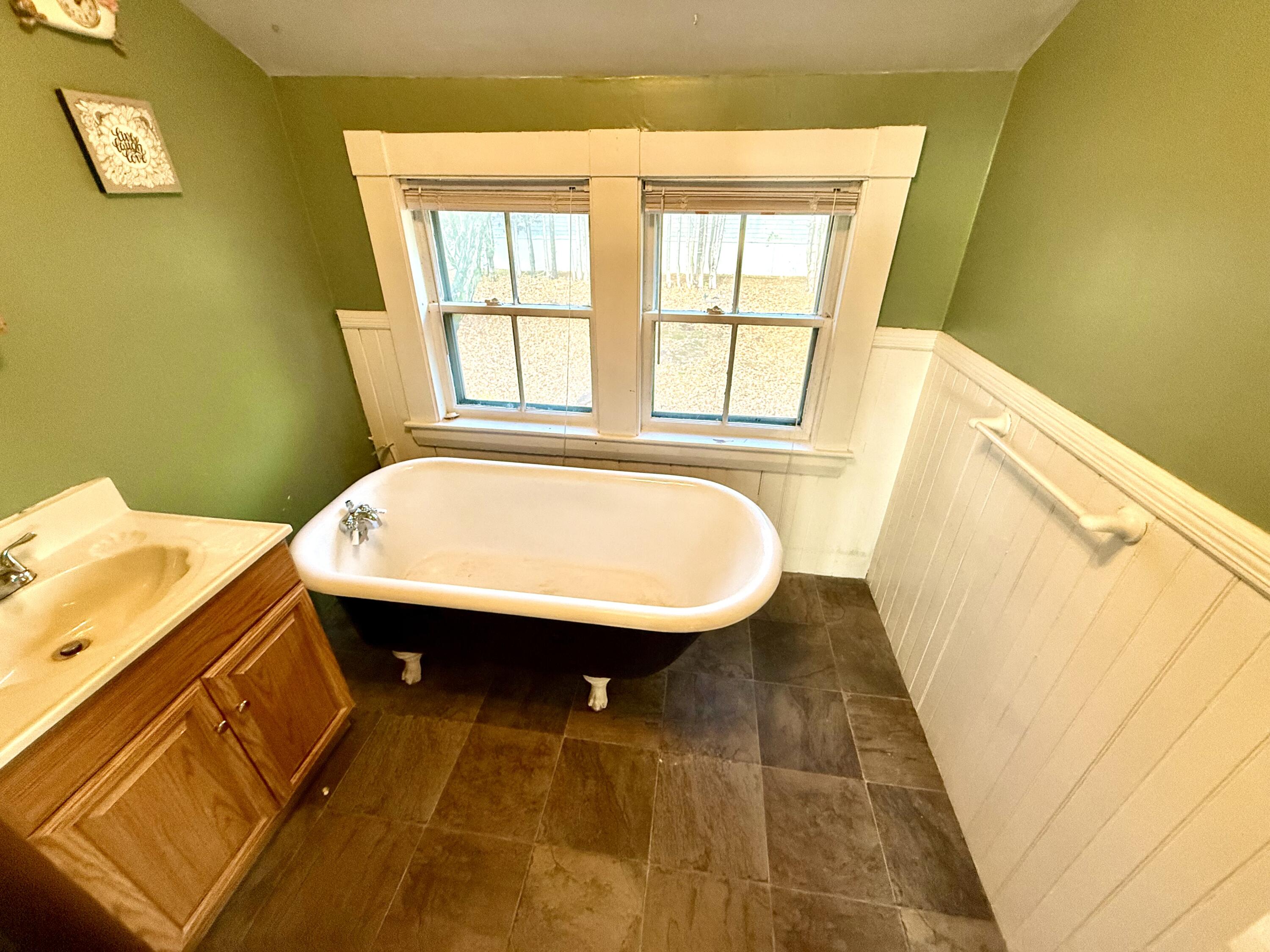 15 Fay Court Dexter ME 04930