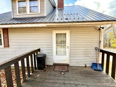 15 Fay Court Dexter ME 04930