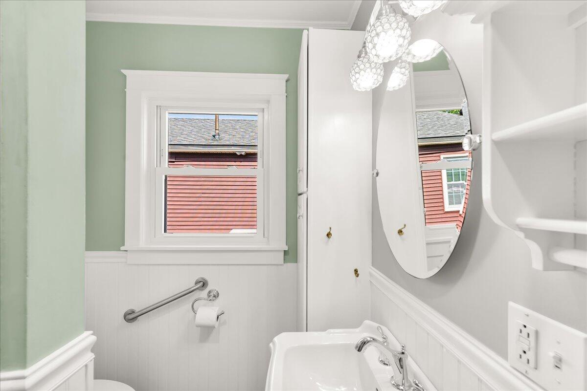 15 Wood Street Bangor ME 04401