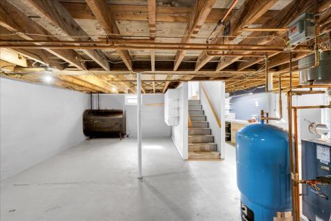 15 Wood Street Bangor ME 04401