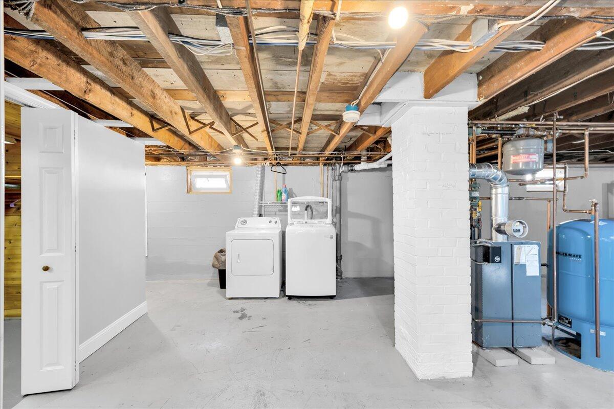 15 Wood Street Bangor ME 04401