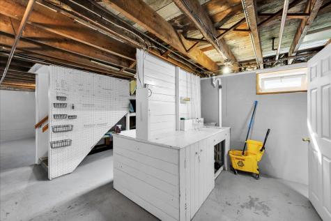 15 Wood Street Bangor ME 04401